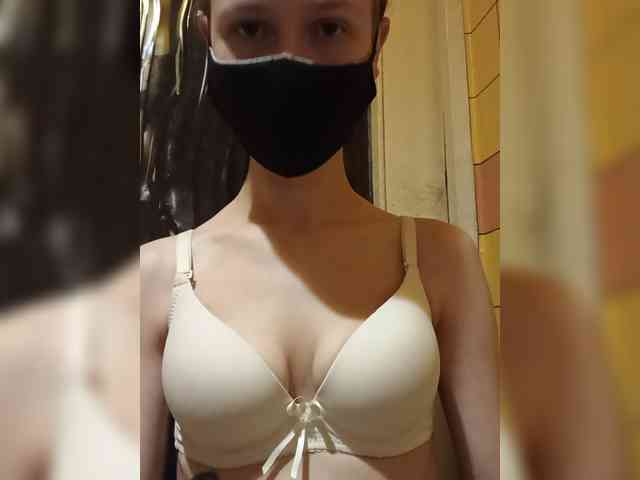 PrimeTits webcam