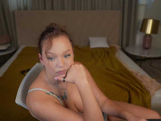 Kelly054 live cam on BongaCams