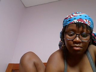 Sweetariah1's Live Webcam