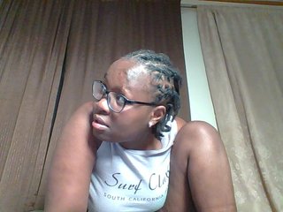 Sweetariah1's Live Webcam