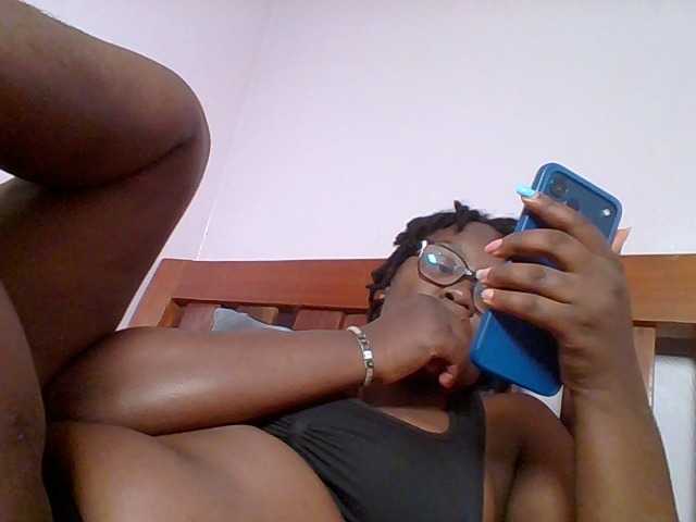 Sweetariah1 live webcam show