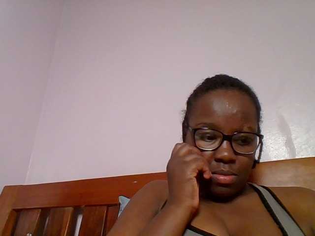 Sweetariah1 live webcam show