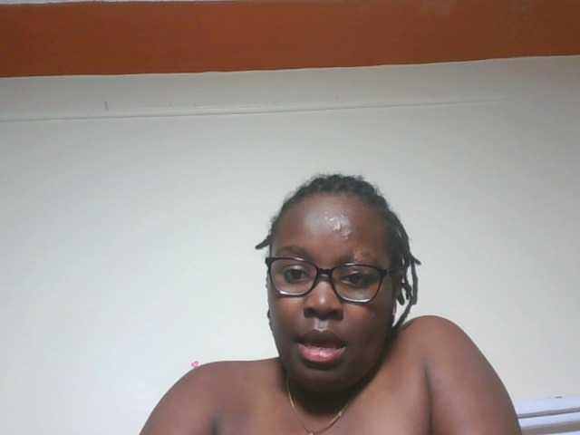 Sweetariah1 live cam preview