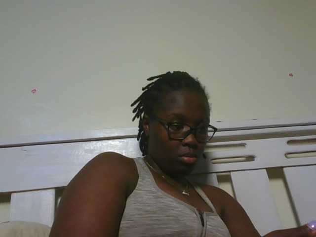 Sweetariah1 live cam on BongaCams