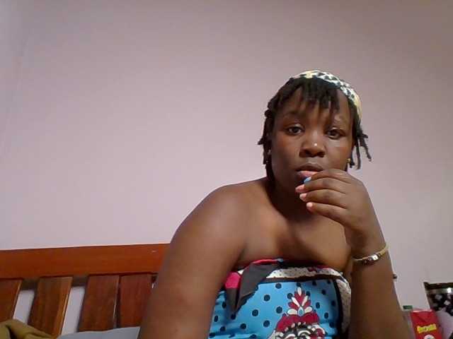 Sweetariah1 live webcam show