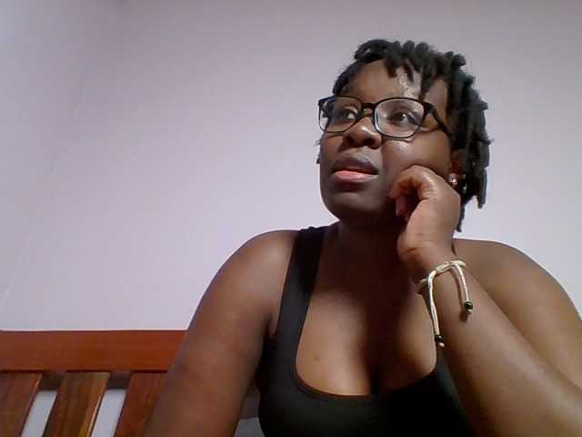 Sweetariah1 live webcam show