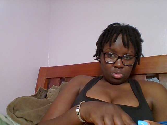 Sweetariah1 live webcam show