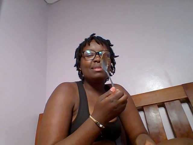 Sweetariah1 live webcam show