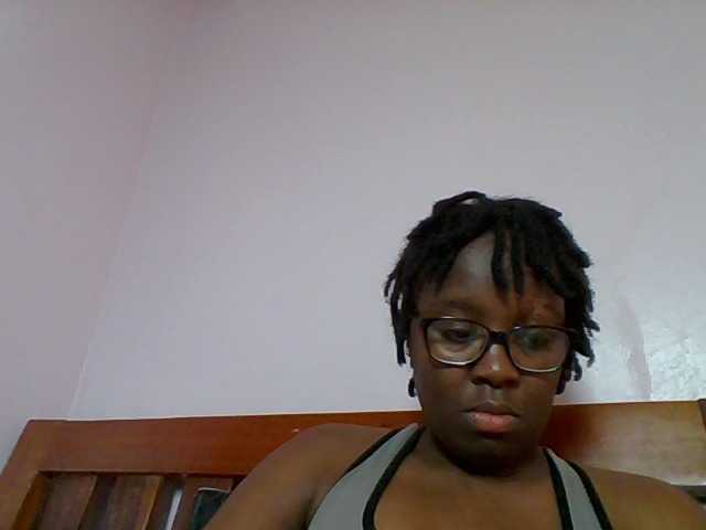 Sweetariah1 live cam on BongaCams