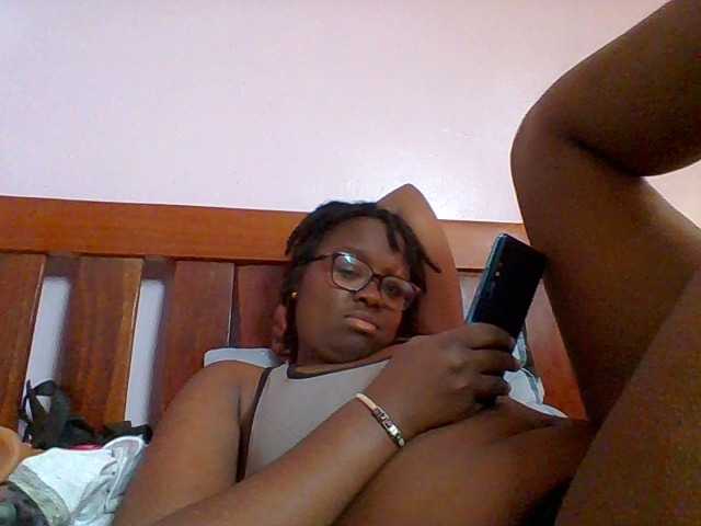 Sweetariah1 live webcam show