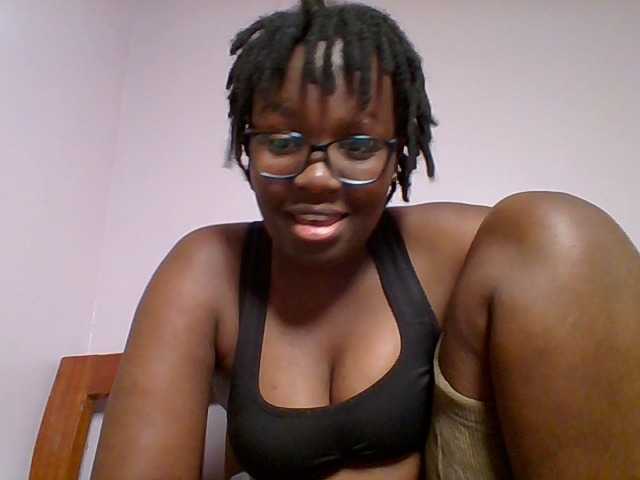 Sweetariah1 live webcam show