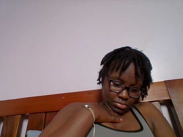 Sweetariah1 live webcam show