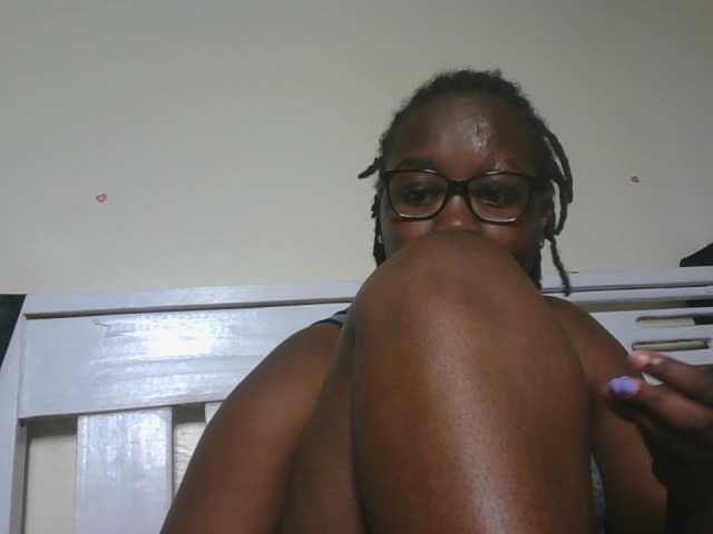 Sweetariah1 live cam preview