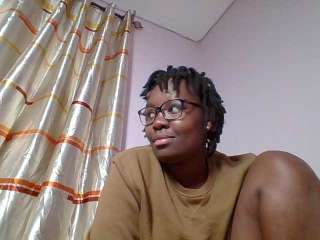Sweetariah1 live webcam show