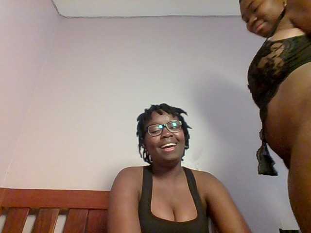 Sweetariah1 live webcam show