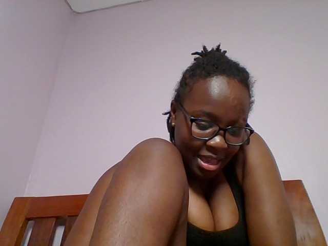 Sweetariah1 live webcam show