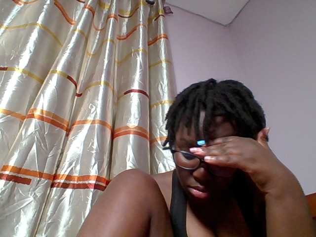 Sweetariah1 live webcam show