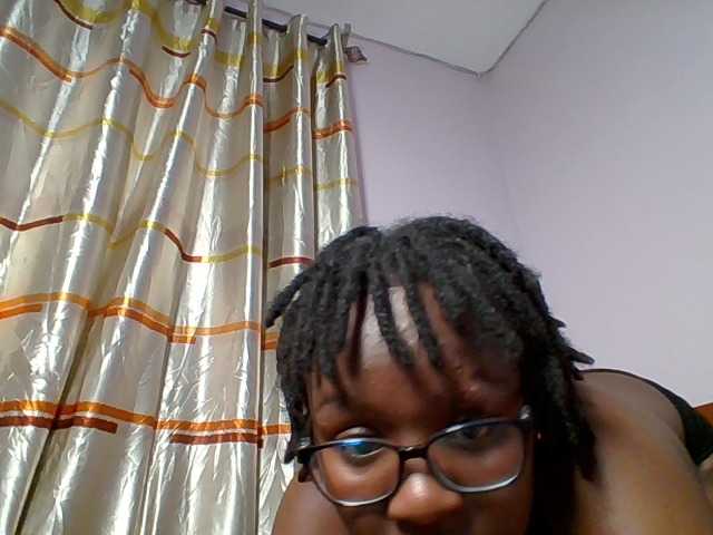 Sweetariah1 live webcam show