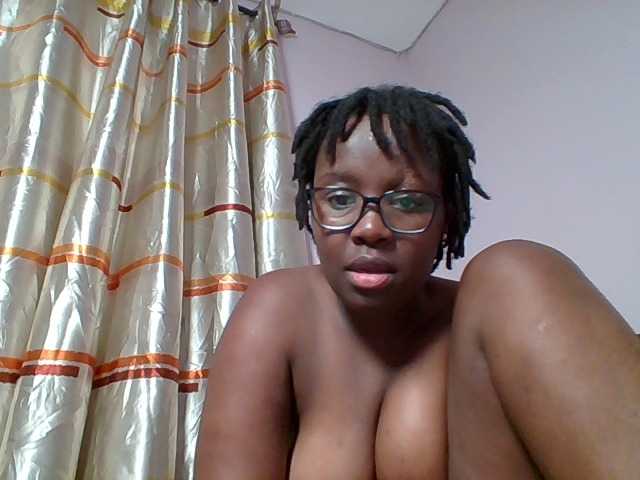 Sweetariah1 live webcam show