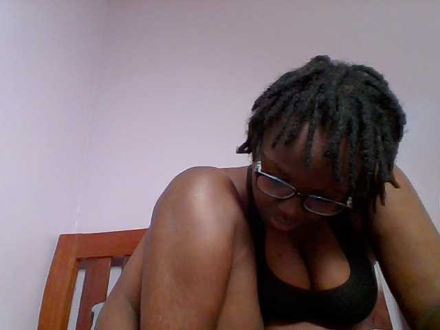 Sweetariah1 live webcam show