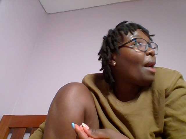 Sweetariah1 live webcam show