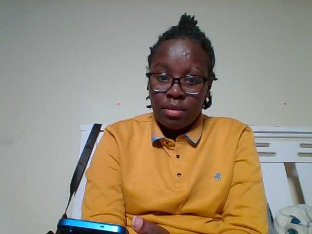 Sweetariah1 live cam on BongaCams