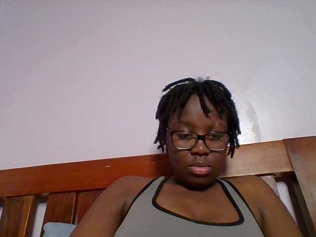 Sweetariah1 live webcam show
