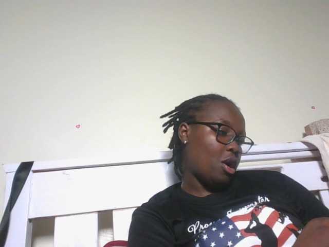 Sweetariah1 live cam on BongaCams