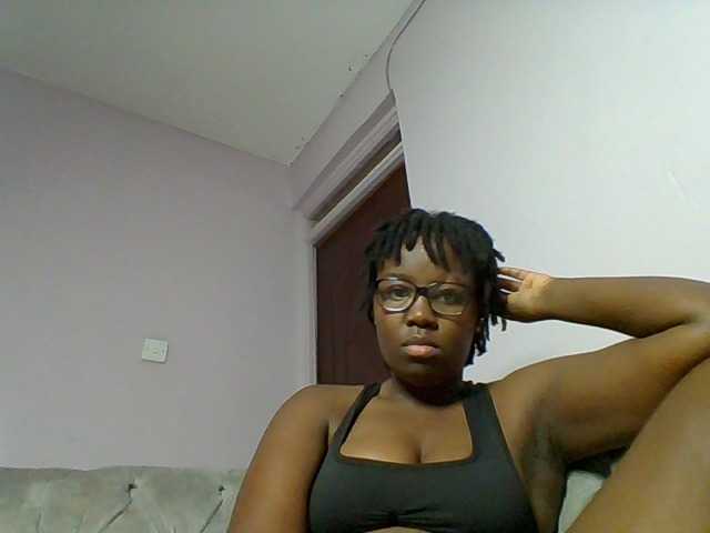 Sweetariah1 live webcam show