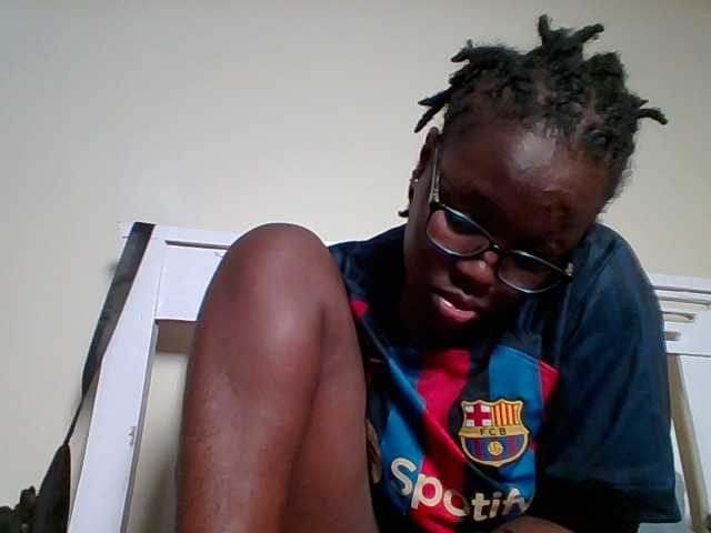 Sweetariah1 live cam on BongaCams