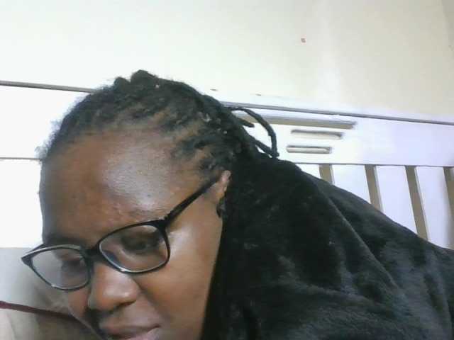 Sweetariah1 live cam on BongaCams