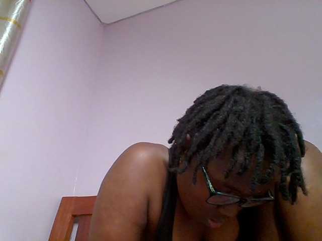 Sweetariah1 live webcam show