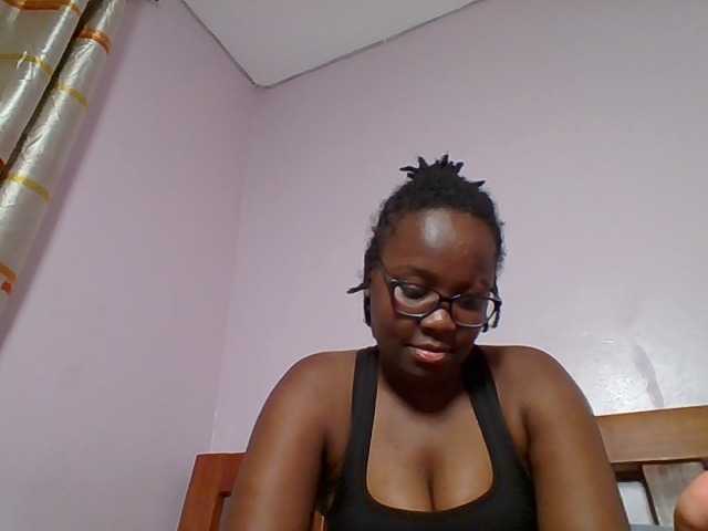 Sweetariah1 live webcam show