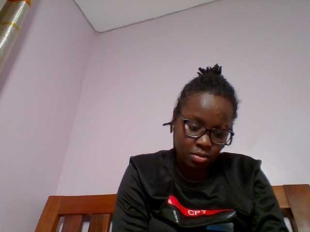 Sweetariah1 live webcam show