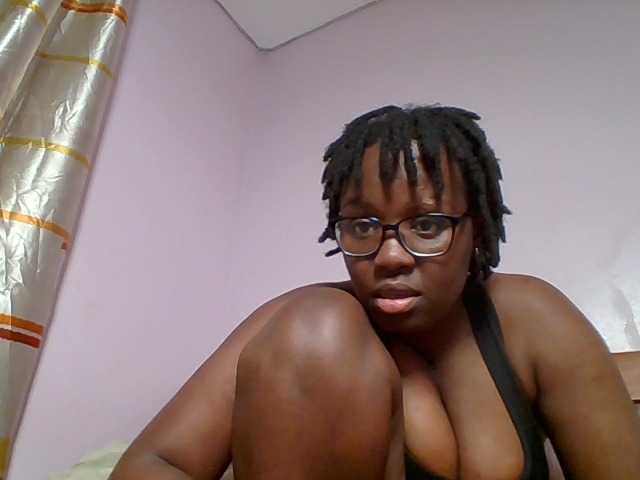 Sweetariah1 live webcam show