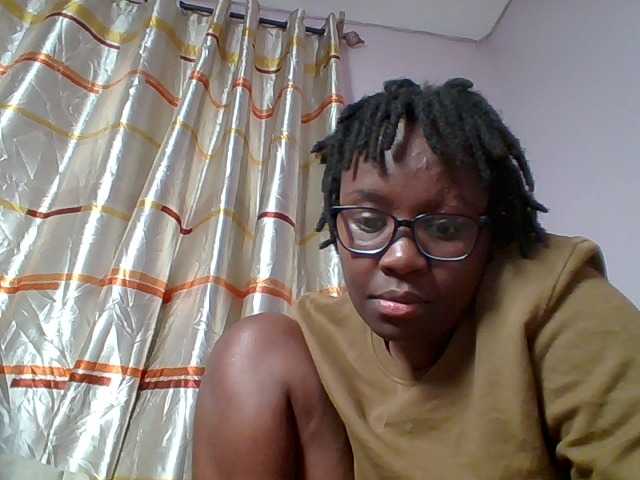 Sweetariah1 live webcam show