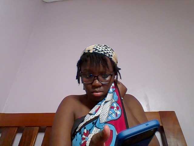 Sweetariah1 live webcam show