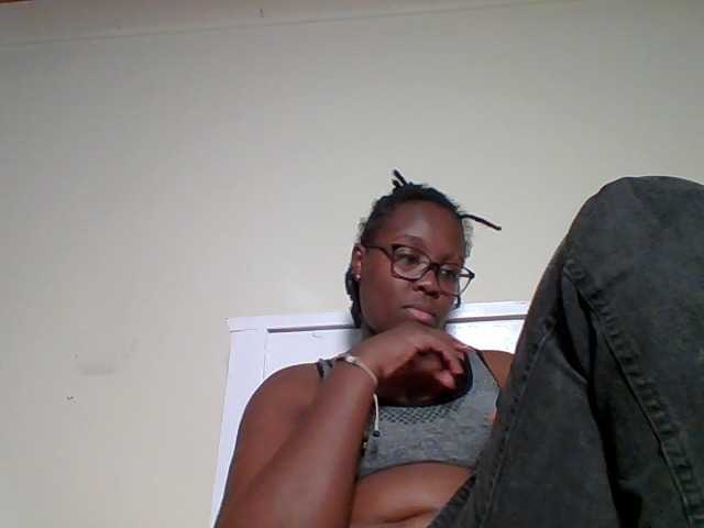 Sweetariah1 live cam on BongaCams