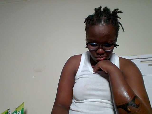 Sweetariah1 live cam on BongaCams