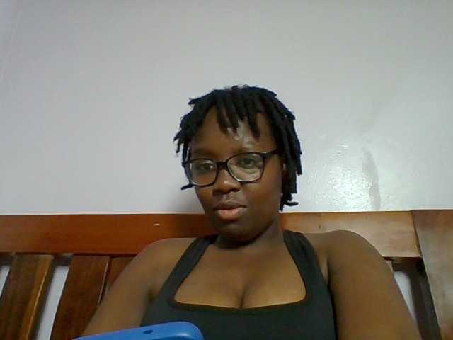 Sweetariah1 live cam on BongaCams