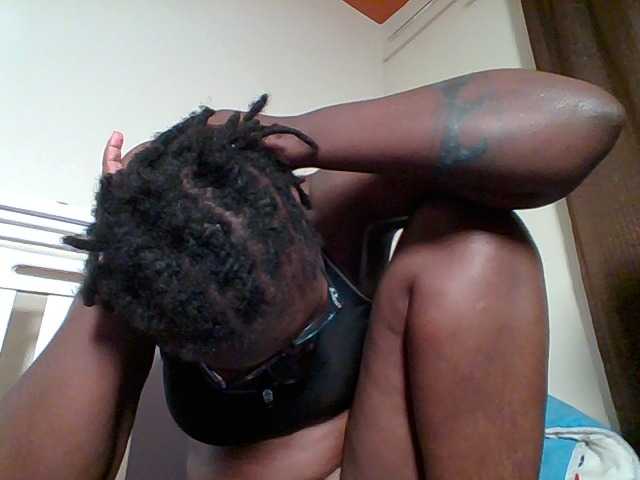 Sweetariah1 live cam on BongaCams