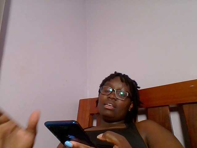 Sweetariah1 live webcam show