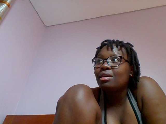 Sweetariah1 live webcam show