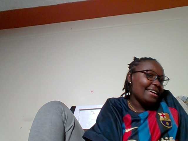 Sweetariah1 live cam on BongaCams