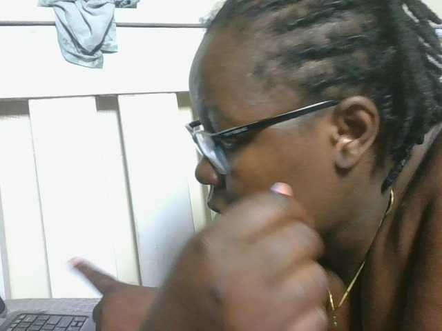 Sweetariah1 live cam on BongaCams