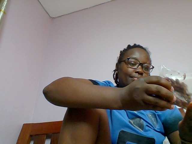 Sweetariah1 live webcam show
