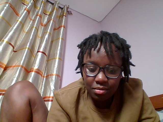 Sweetariah1 live webcam show