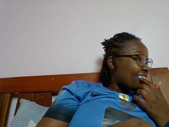 Sweetariah1 live webcam show