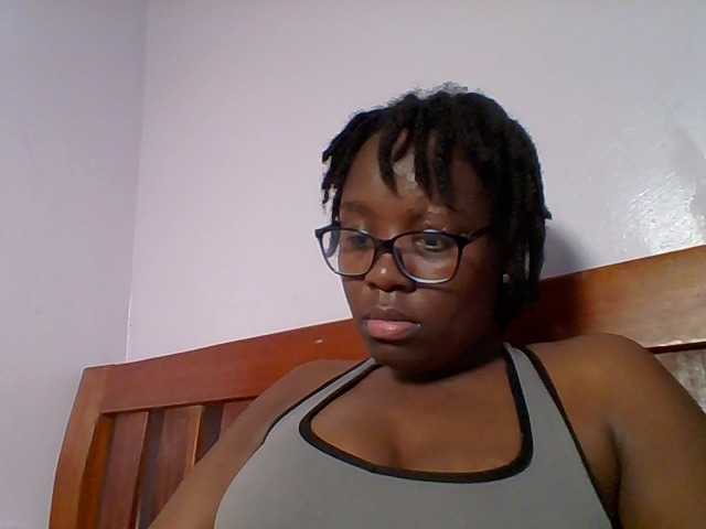 Sweetariah1 live webcam show