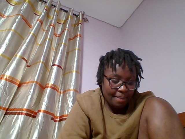 Sweetariah1 live webcam show